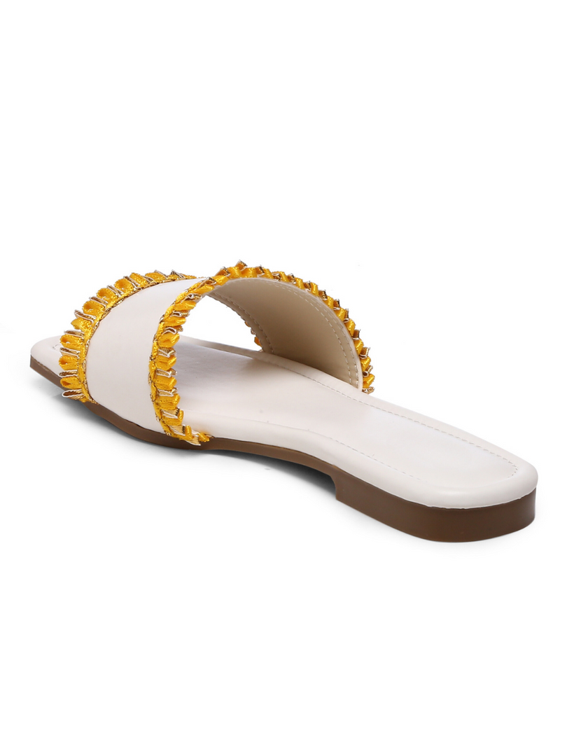 GNIST White Ethnic Flats