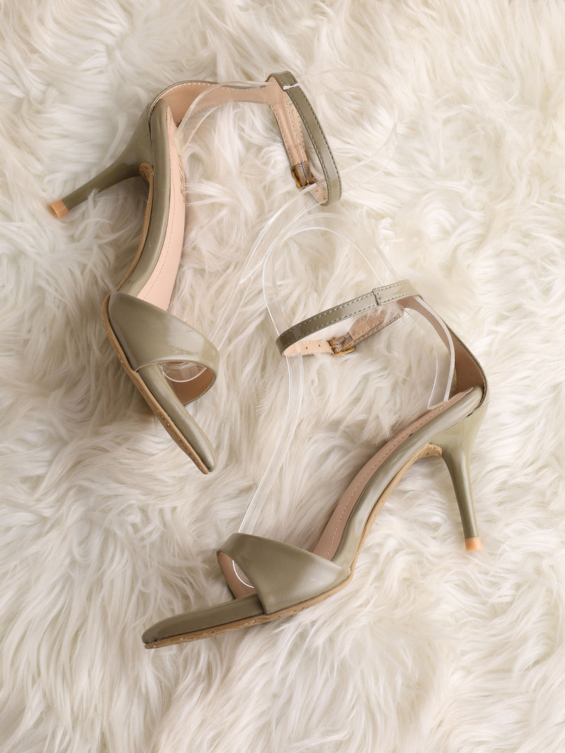 GNIST Pointed Ankle Strap Olive Stilettos Heel